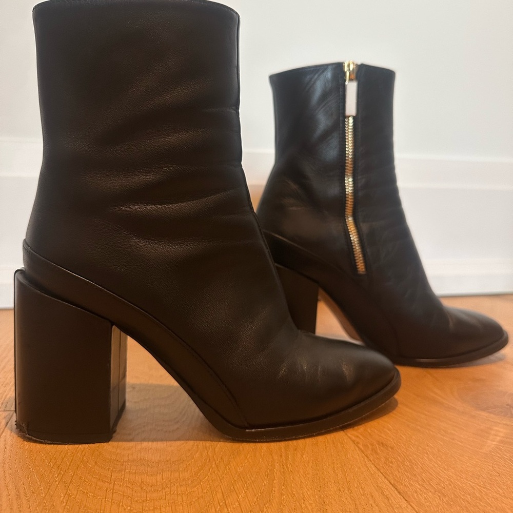 Dear Frances Black Heeled Boots